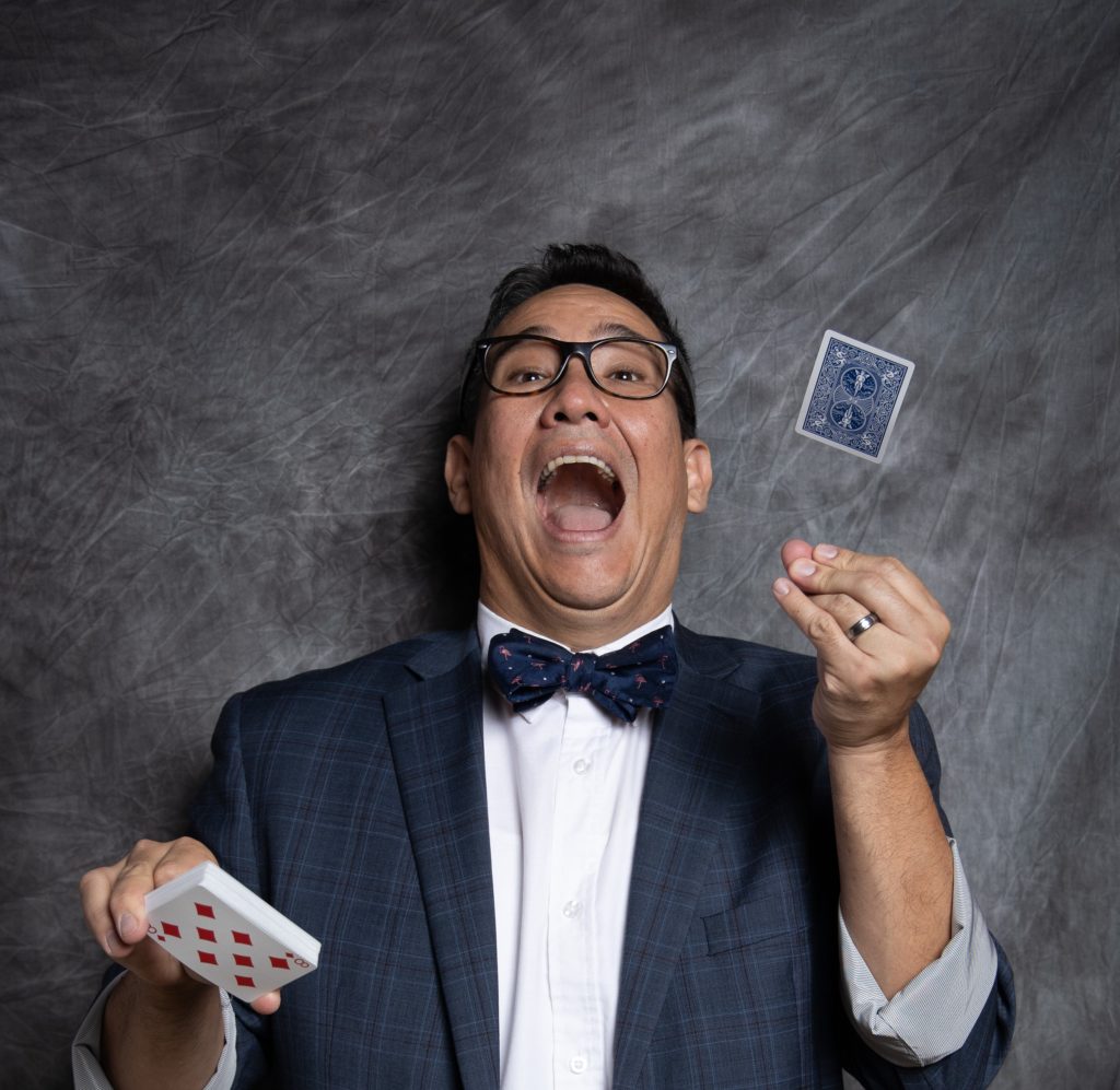 Magician Louie Foxx