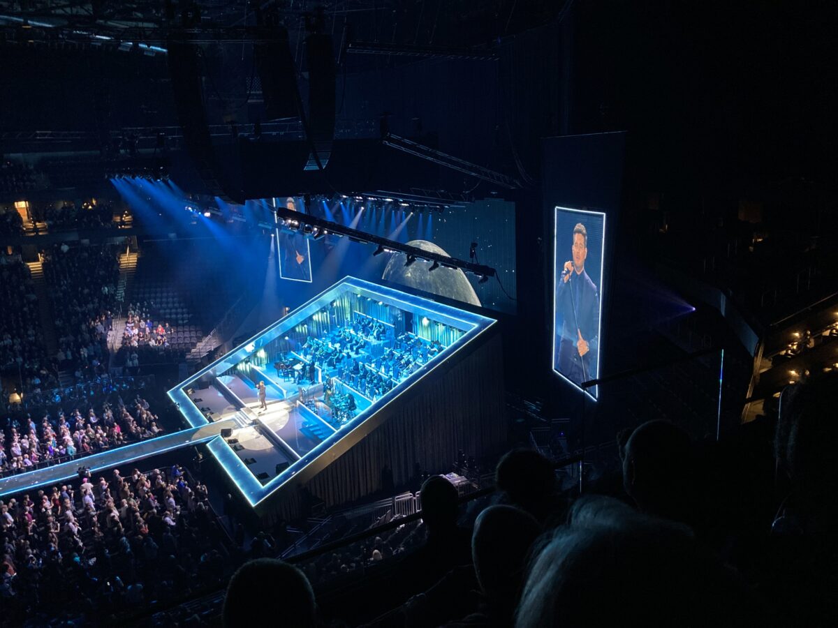 Adding Production to Your Show – MagicShow.Tips