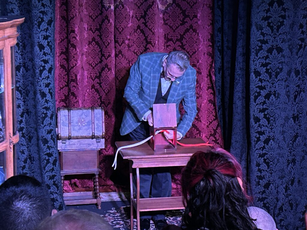 hidden wonders magic show