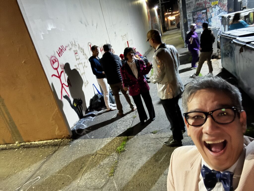alley full of people